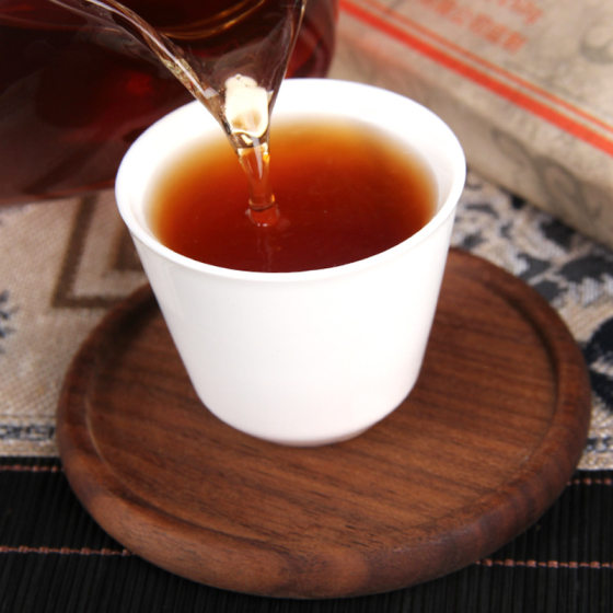 Wholesale old tea raw materials old tea brick Yunnan Pu'er Tea 250g brick tea cooked tea old pu'er tea