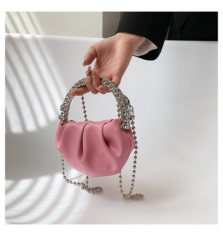 2022 Fashion Elegant Pleated Rhinestone Inlaid Chain Messenger Bag display picture 5