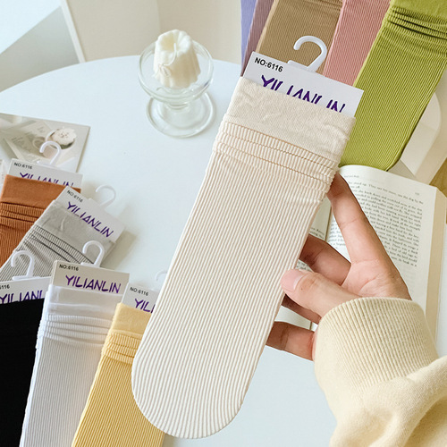 Socks women's autumn and winter cotton pile socks casual and versatile confinement socks solid color mid-length cotton socks for men and women Zhuji socks wholesale