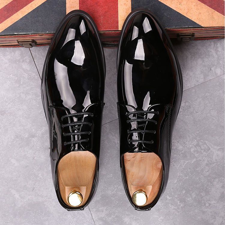 Black Business Formal Leather Shoes Korean Style Casual Shiny Leather Men's Shoes Versatile Suit Shoes Bridal Shoes for Grooms Larger Size With Fleece Lining