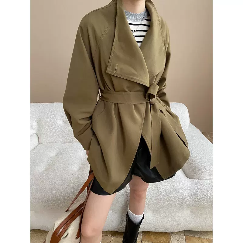 司南 高阶通勤 小个子高级感大翻领气质收腰风衣外套短款 SN7950