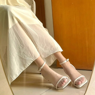 Silver High-Heeled Shoes for Women with Stiletto Heels in Summer with Skirts, French-Style One-Strap Roman Sandals for Women That Feel Like Stepping on Shit