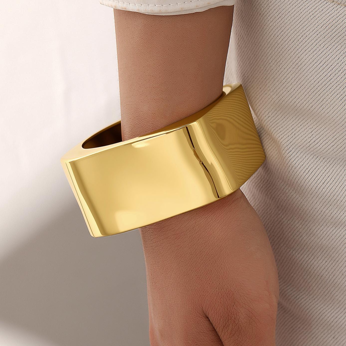Brazalete abierto de cara ancha al por mayor Europa y los Estados Unidos venta caliente transfronteriza personalidad exagerada nicho joyería de mano mujer pulsera de textura metálica