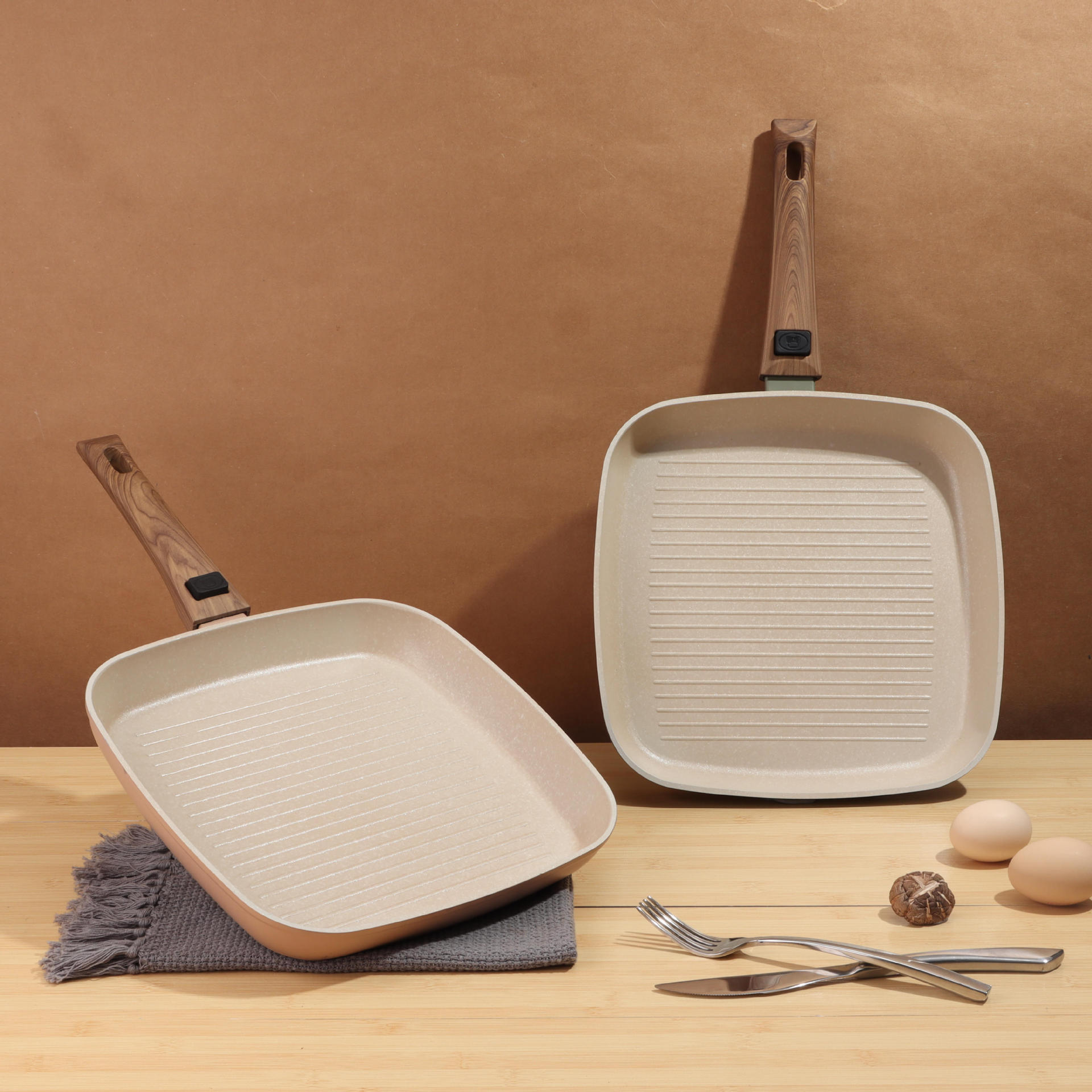 Nueva sartén de carne de aluminio antiadherente sartén de carne occidental engrosada a rayas de aluminio cuadrado sartén 28cm fábrica al por mayor