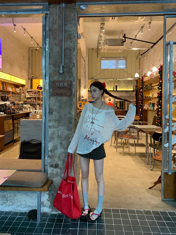 工場在庫あり夏の日焼け止めブラウスレディース長袖薄手韓国赤文字Tシャツルーズオフショルダートップ|undefined