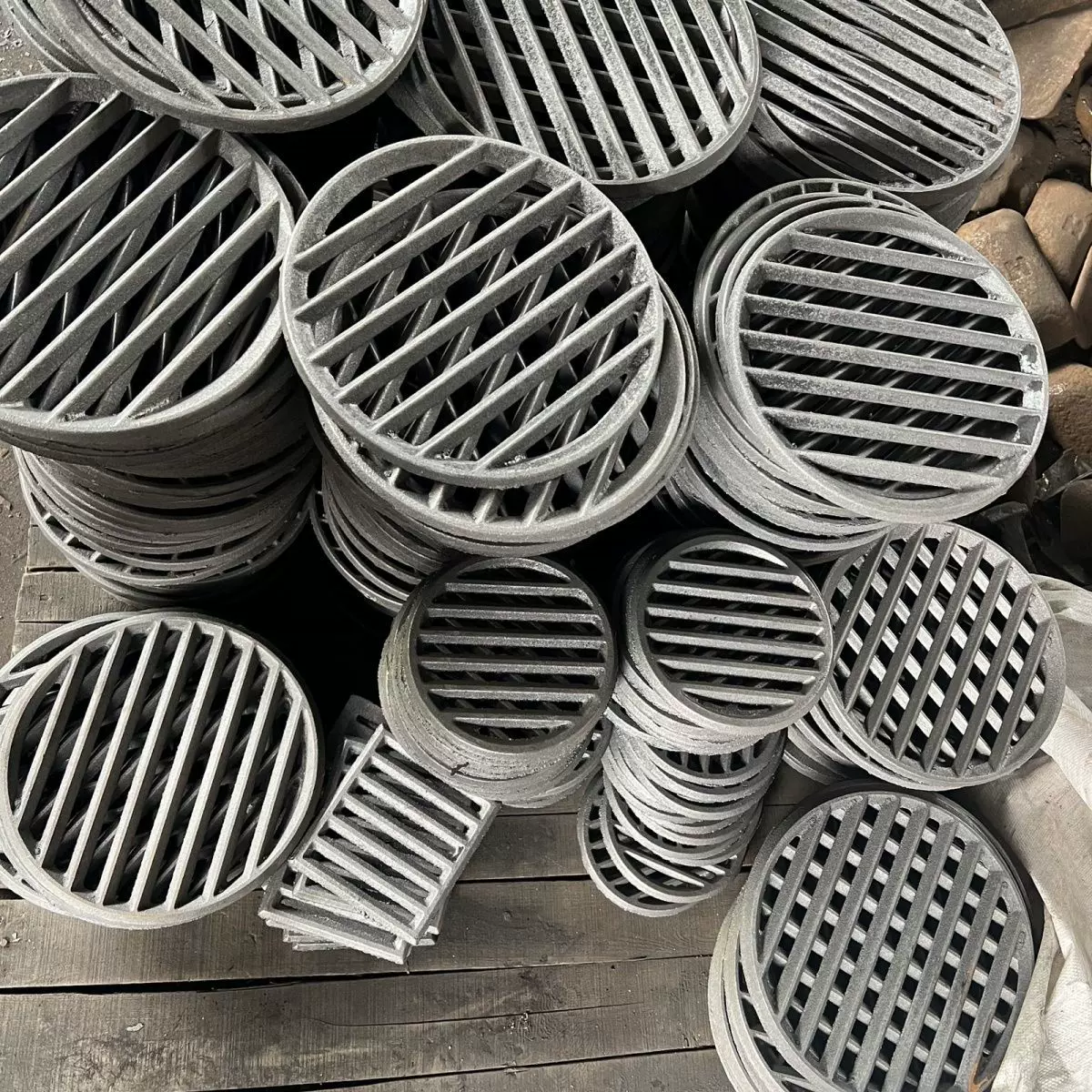 圆形铸铁炉箅子炉栅炉桥生铁柴火灶炉底加厚耐高温炉条加厚耐用