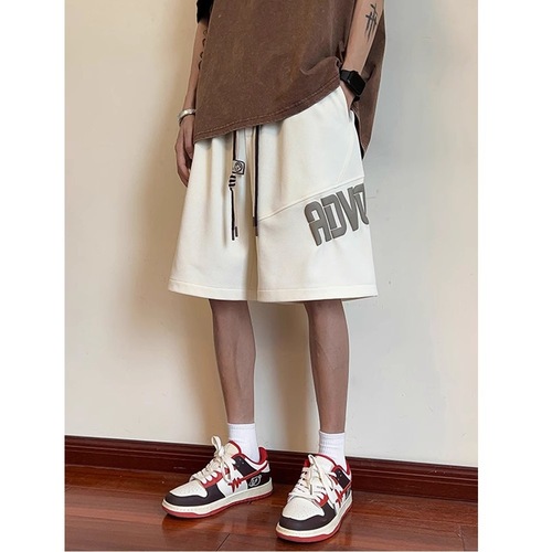 American sport shorts for men and women, loose casual five-pocket pants, summer black basketball pants, fashionable new stylish versatile