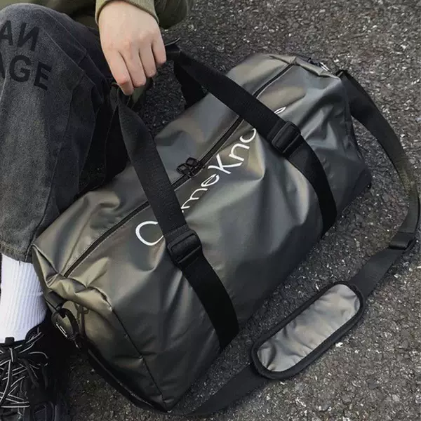 Short Distance Portable Travel Bag Dry and Wet Separate Large Capacity Shoulder Bag Sports Yoga Fitness Lightweight Fashionable Boating Bag