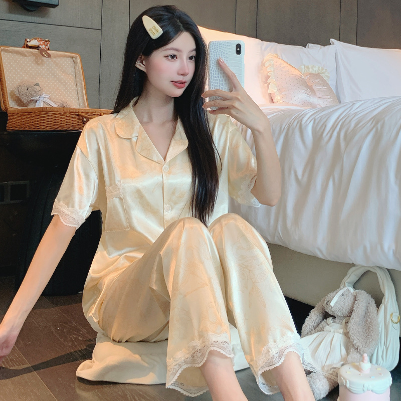 High-Looking Solid Color French Ice Silk Pajamas for Women Summer Short-Sleeved Trousers Temperament Casual Suit Home Wear Wholesale