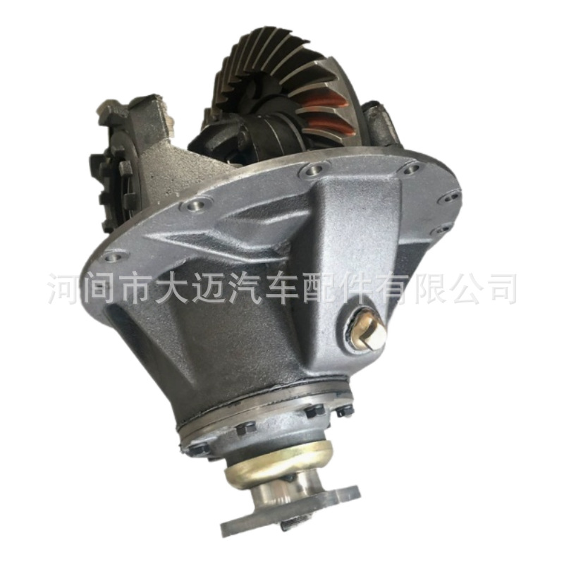 Suitable for Eq140/Eq140-2Q Light Truck Differential Old-Style 5-Ton Truck Rear Axle Main Reducer Assembly