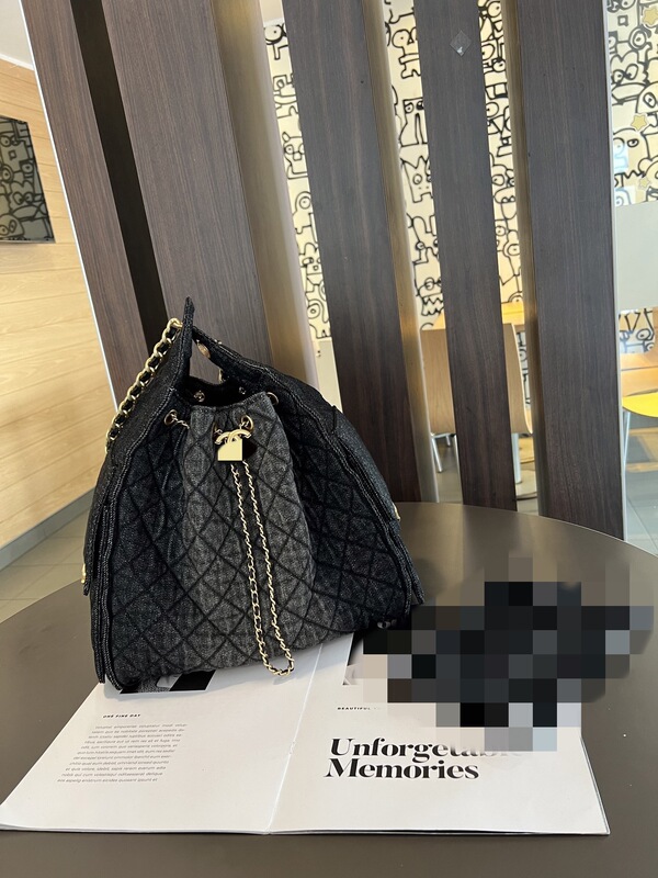 Xiaoxiangfeng チェーンバッグ 25 バッグバケットバッグ女性通勤インスタイルニッチデザイン菱形シングルショルダークロスボディバッグ|undefined
