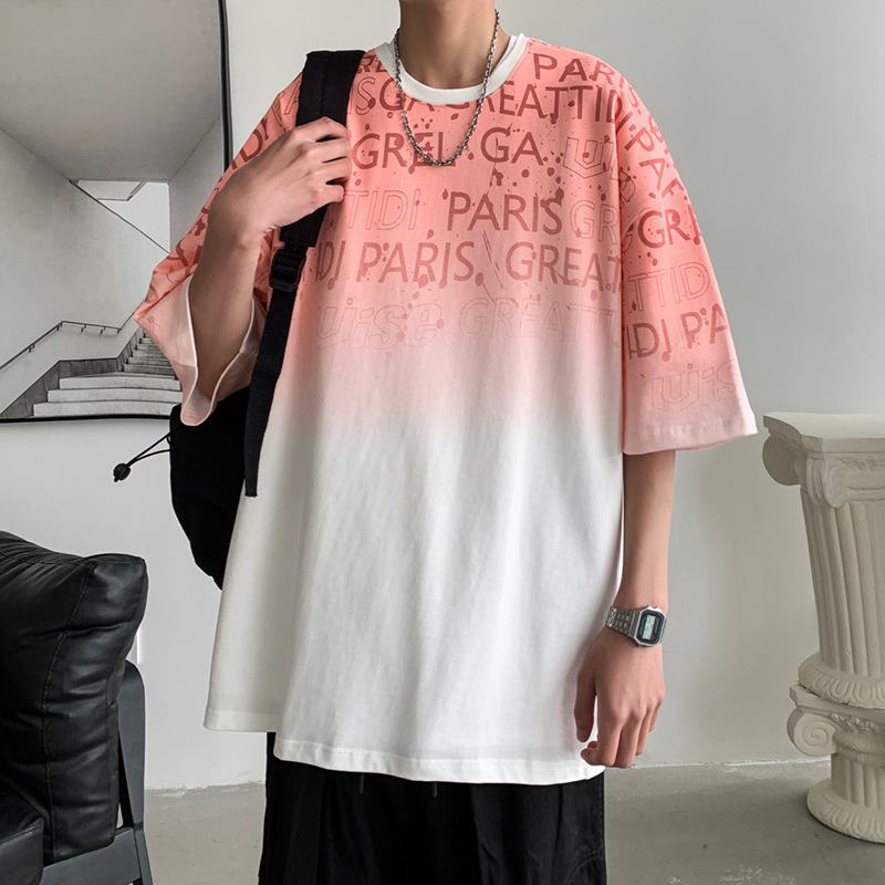 Hombre camiseta de manga corta Hong Kong vientos de tendencia camiseta de verano de cuello redondo camiseta de base casual suelta de cinco mangas para hombres