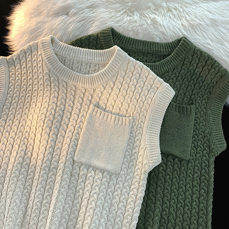 Foreign trade Spring and Autumn Sweater vest men's round neck pullover fashion brand College Style Hong Kong style knitted sleeveless waistcoat factory direct sales