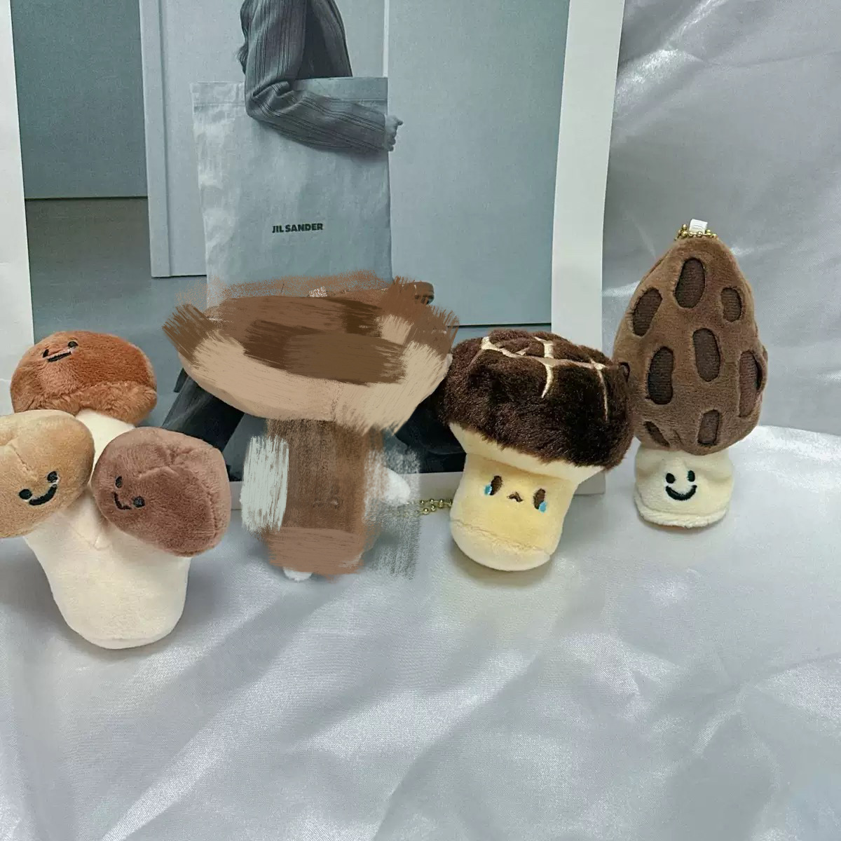 Spot Cute Creative Tears Mushroom Doll Plush Toy Doll Pendant Video Game City Claw Machine Game Gift