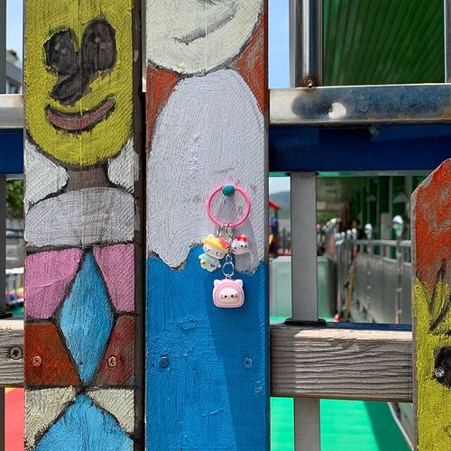 Card ring 751 card ring cute Sanrio cartoon ins creative personalized gift key chain school bag pendant key chain