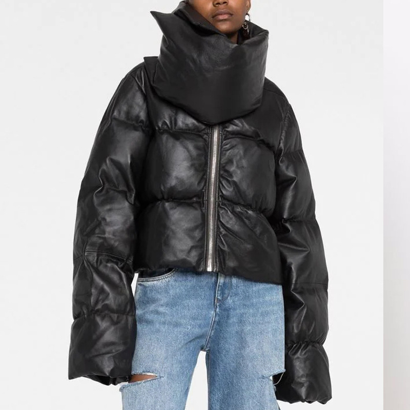 French-Style Niche 2025 Winter New High-Neck Zipper Warm Puffer Jacket Faux Shearling Short Coat down Jacket for Women