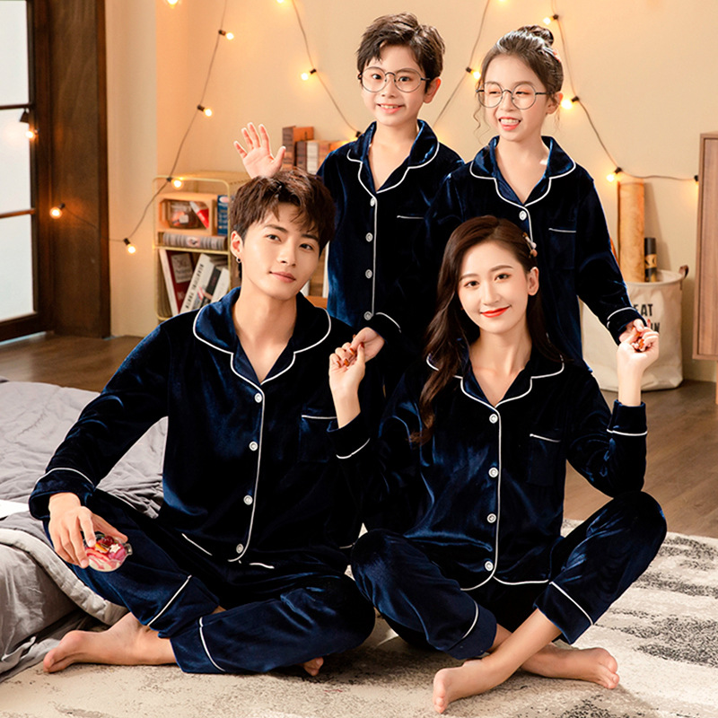 Pajamas de mangas largas para padres e hijos ropa de casa para hombres más grande juego casual de terciopelo dorado cardigans para niños parejas de primavera y otoño