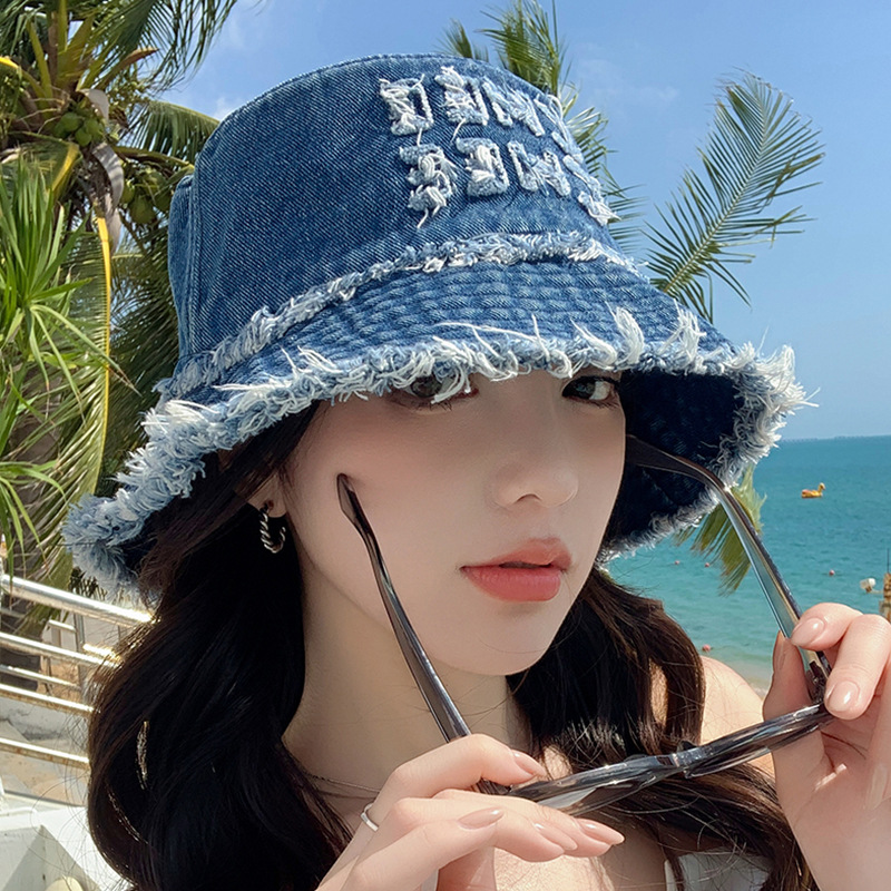 Frayed Edge Women's Denim Bucket Hat With Logo For Outdoor Hiking_voghion.com