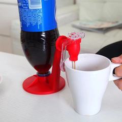 コーラボトル逆さまウォーターディスペンサードリンクスイッチウォーターディスペンサー手押しウォーターディスペンサーボックス家庭用吸水