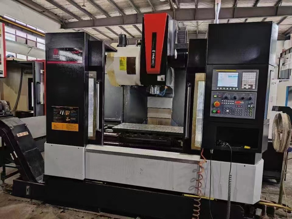 处理二手创胜特尔VMC-850立式加工中心三轴硬轨