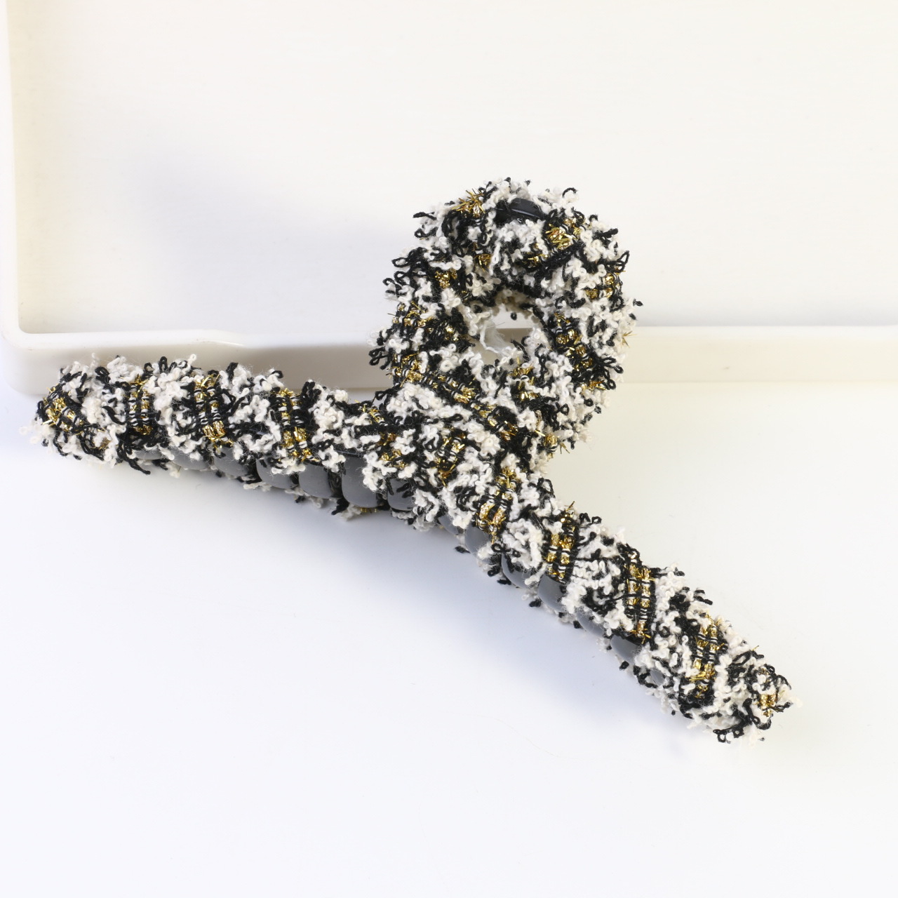 13cm 샤넬 스타일 미색 집게핀