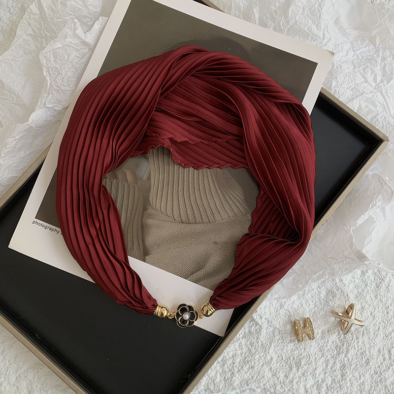 Pañuelo de seda arrugado de seda de imitación magnética con hebilla de rosa de color sólido de verano, protector solar, bufanda decorativa profesional ligera de todo fósforo