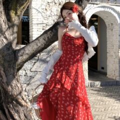 2025春夏新款绝美定义红色度假吊带开叉碎花开衫长裙两件套套装女