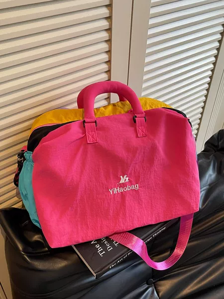 Color-blocked tote travel bag, large capacity, suitable for short trips, casual wear, gym, can be carried crossbody, and used for commuting and storage