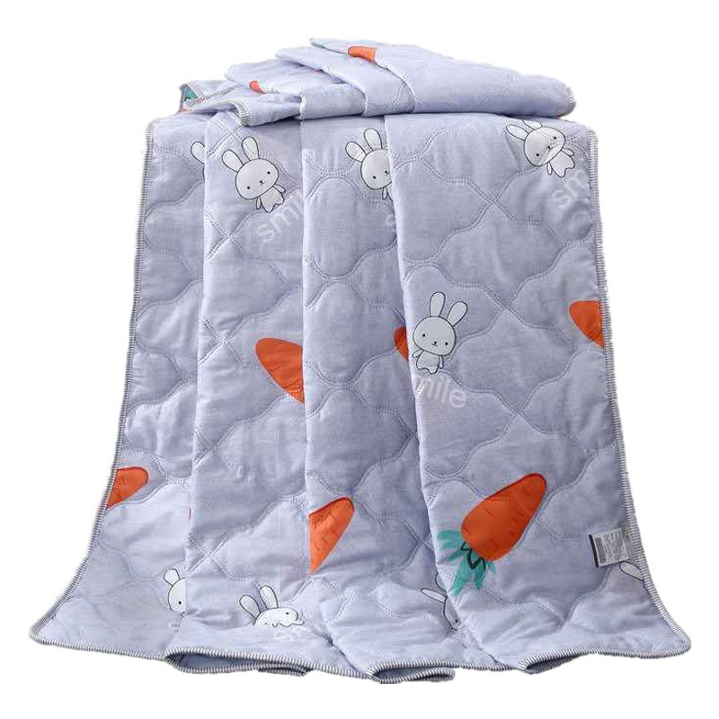 Gift summer cool quilt gift box air conditioning quilt opening activity gift quilt will sell gift summer quilt thin quilt wholesale