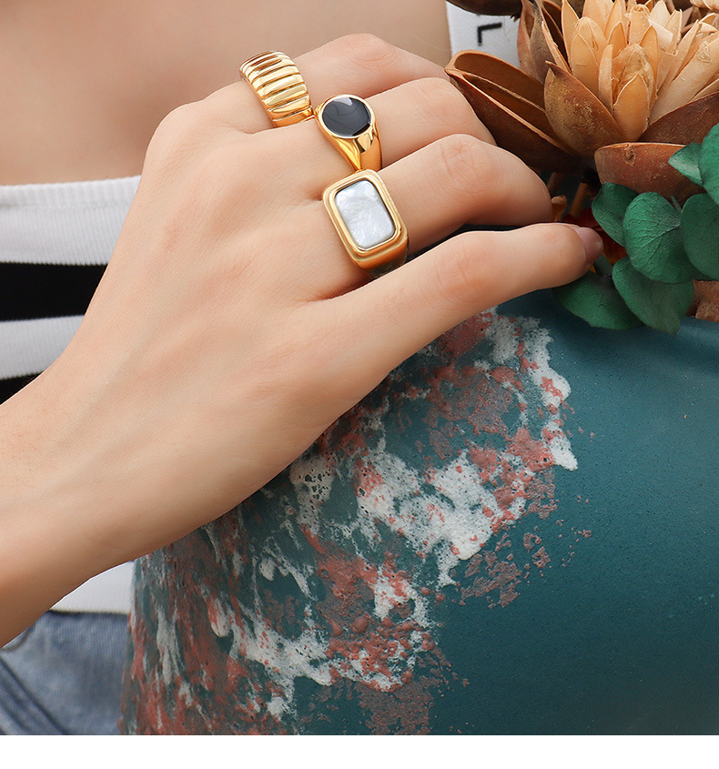 النمط الفرنسي Choker مرصع بأصبع البحر الأبيض بدون خاتم ، مجوهرات أنثى من الصلب التيتانيوم مطلي بالذهب الحقيقي 18 A255 display picture 3