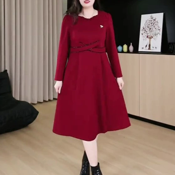 Весенний Новый Рождественский Красный Классический Легкий Роскошный Тонкий Большой размер Одежда Мама средних лет Женщины
