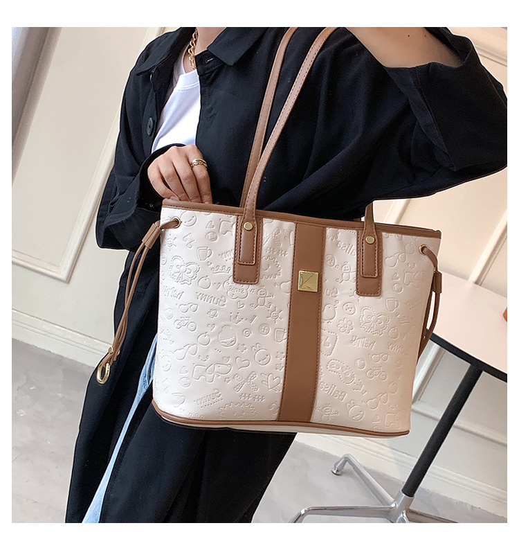 Nihaojewelry Wholesale Fashion Embossed Contrast Color Large-capacity Tote Bag display picture 6