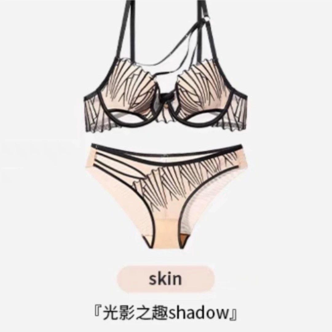 Large cup of cotton new hollow bra, women's sexy underwear, beautiful breasts, pulling on the tuto chest suits, big breasts