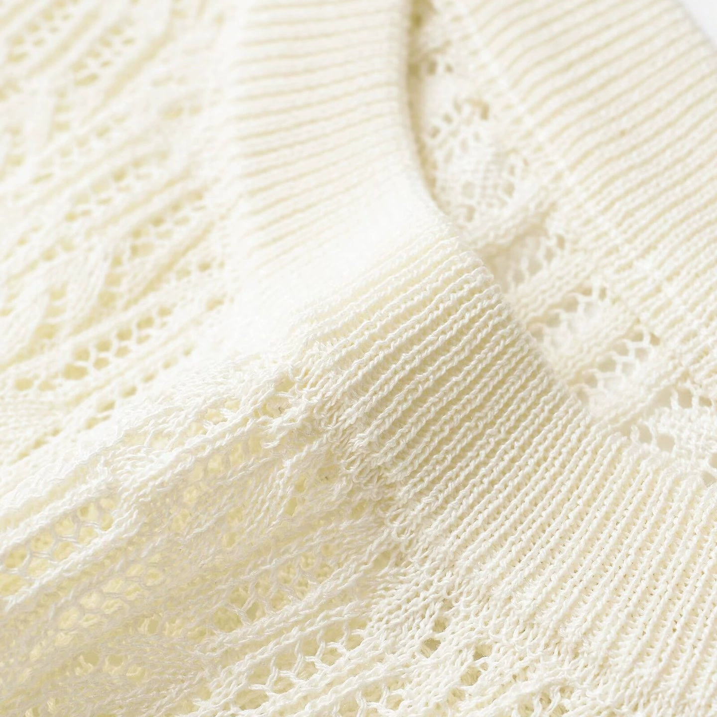 Wholesale 2025 spring new women's simple pullover round neck hollow long-sleeved sweater FF7-7416