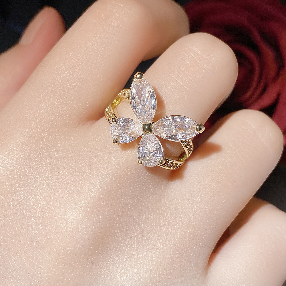one size copper ring with zircon