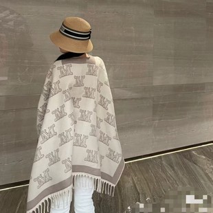 Celebrity High-End m Letter Double-Sided Shawl Cloak for Women Autumn and Winter New Warm Tassel Style with Presbyopic Scarf