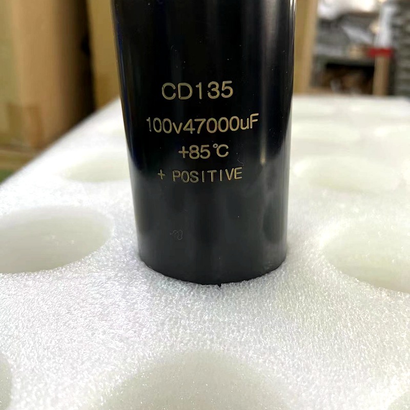 厂家直销全新螺栓铝电解电容80V68000UF 76*145音频电源电解电容