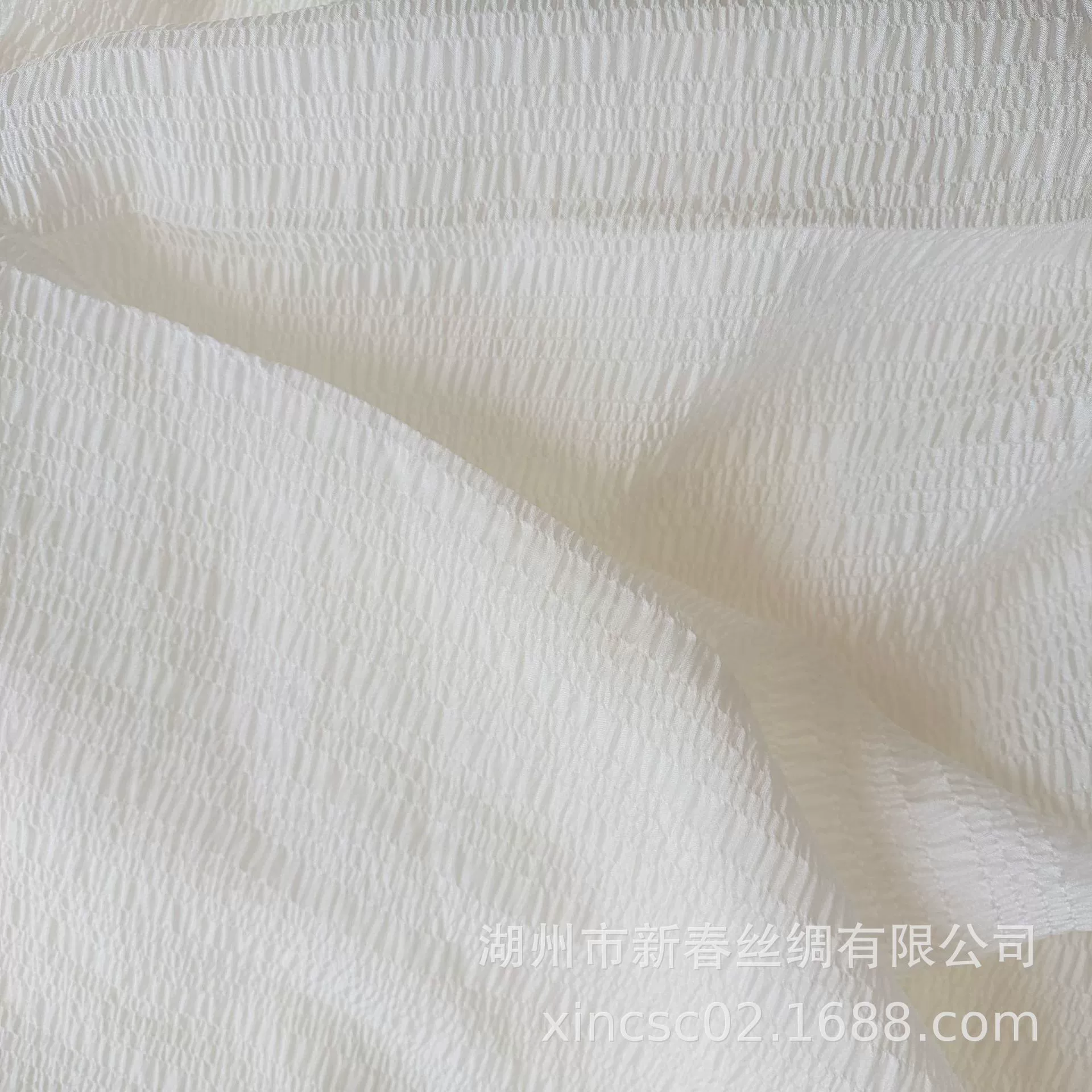 Silk elastic cloth