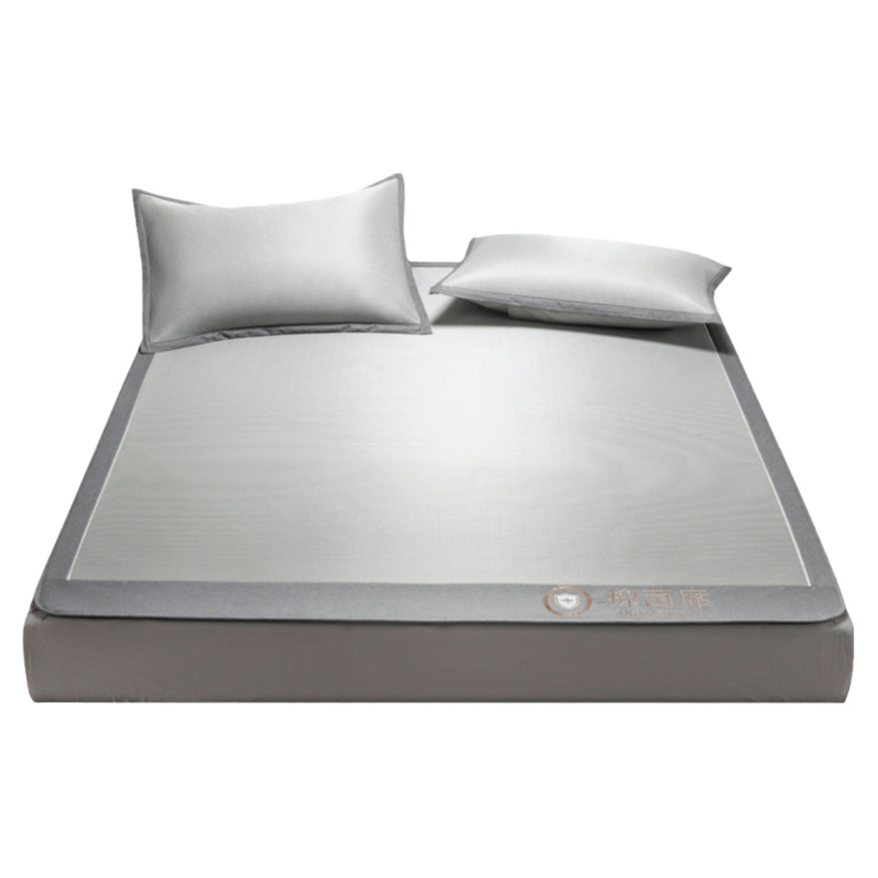 Sombrilla de cama de seda helada Juego de tres piezas 2025 nueva funda de cama de verano cubierta protectora de colchón ropa de cama antideslizante de dormitorio