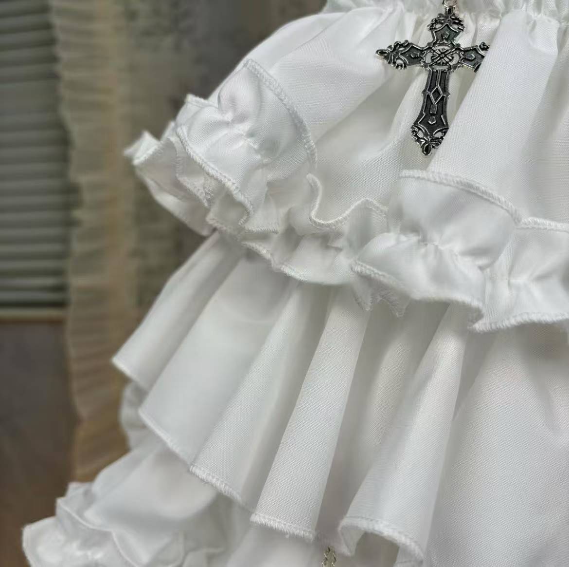 Ballet-Style White Tutu Skirt with Double Bow Detail, Cute Roleplay Costume — detail image 4