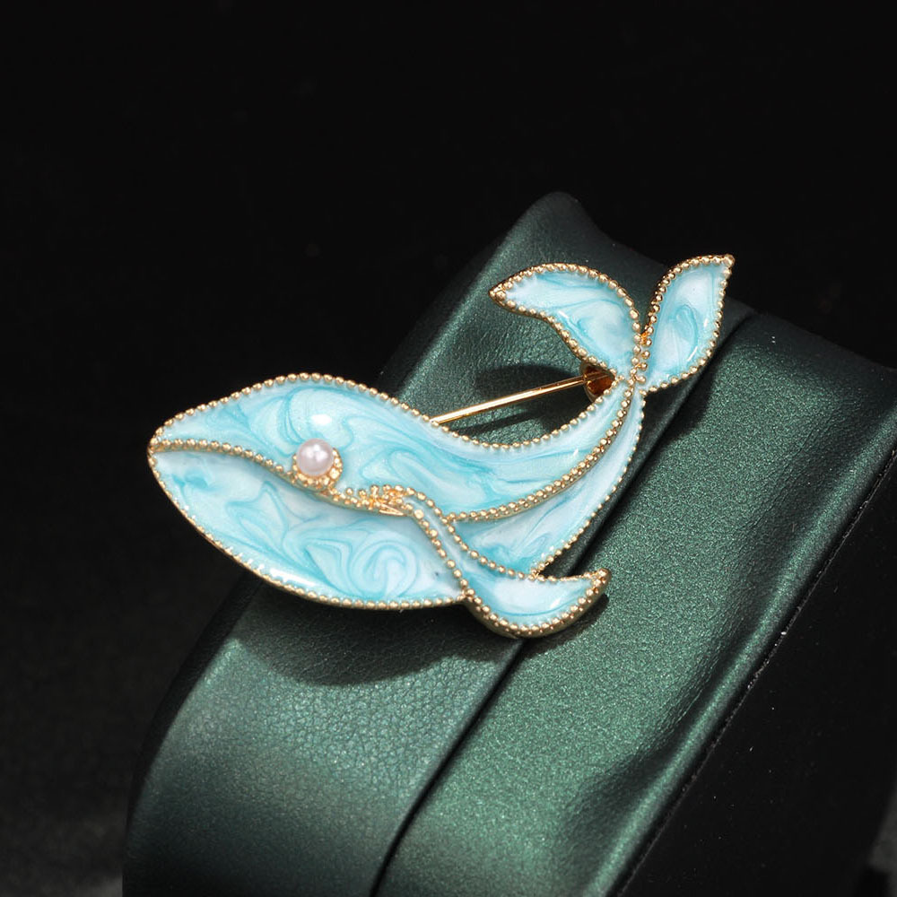 12g Weight Brooches Classification Holiday, Daily Occasion Zinc alloy Material Dolphin Pattern All Seasons Season Women's Gender Enamel Design Simple Style Style Simple Style Pin Dolphin Zinc Alloy Enamel Women's Brooches 4