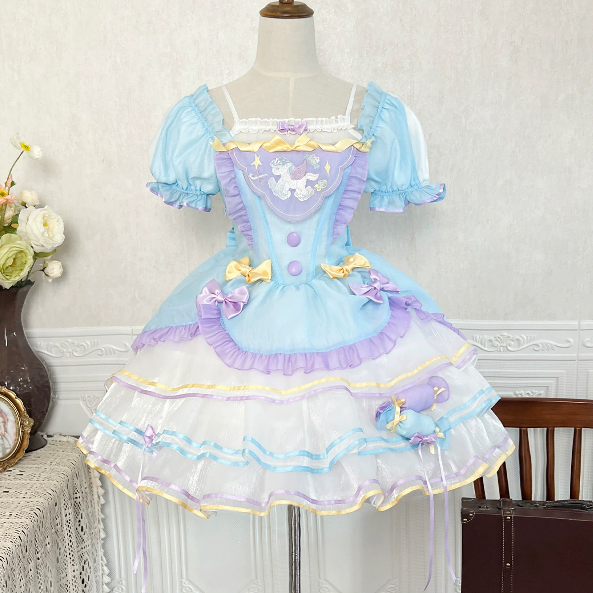 6885 Единорог Рай