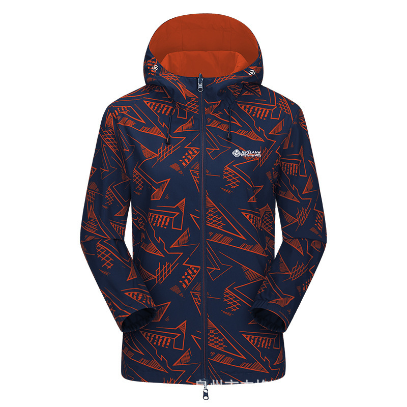 Outdoor Soft Shell Jacket for Women, Hooded Warm Windproof Jacket, New Winter Mountaineering and Hiking Sports Jacket, Couple Style