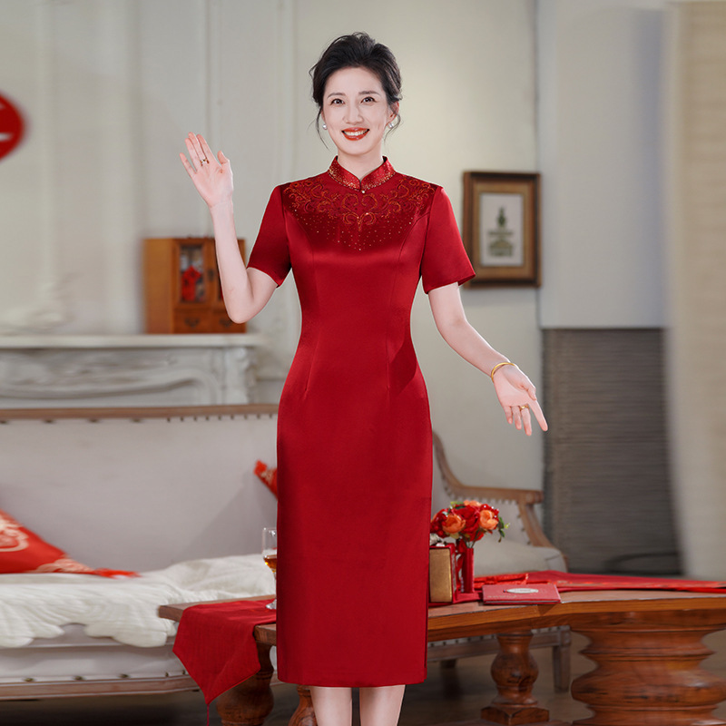 Red Acetate Satin Qipao Dress for Mother-In-Law, 2026 New Model, Wedding Toast Dress, Slimming Dress for Mom