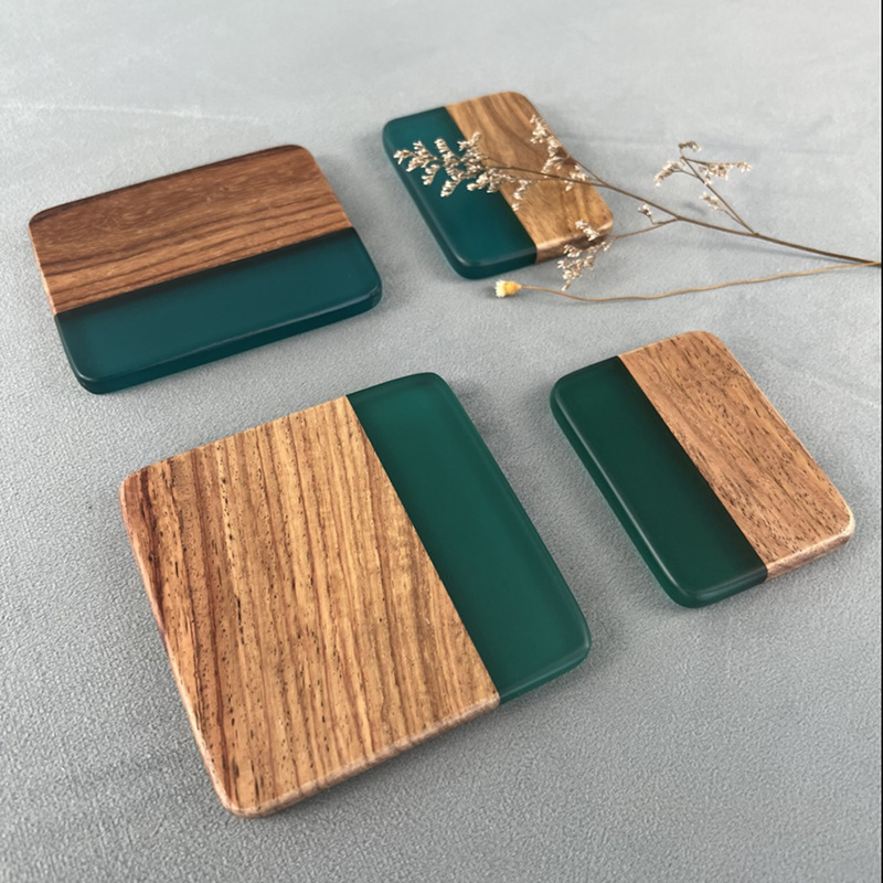 Suministro transfronterizo de resina creativa montaña de pino taza de té estera anti-escaldado estera de aislamiento fragante bandeja de té Kung Fu mesa de té montaña