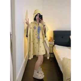可爱风波点小飞象连帽斗篷睡袍女款秋冬加厚宽松可外穿家居服睡群