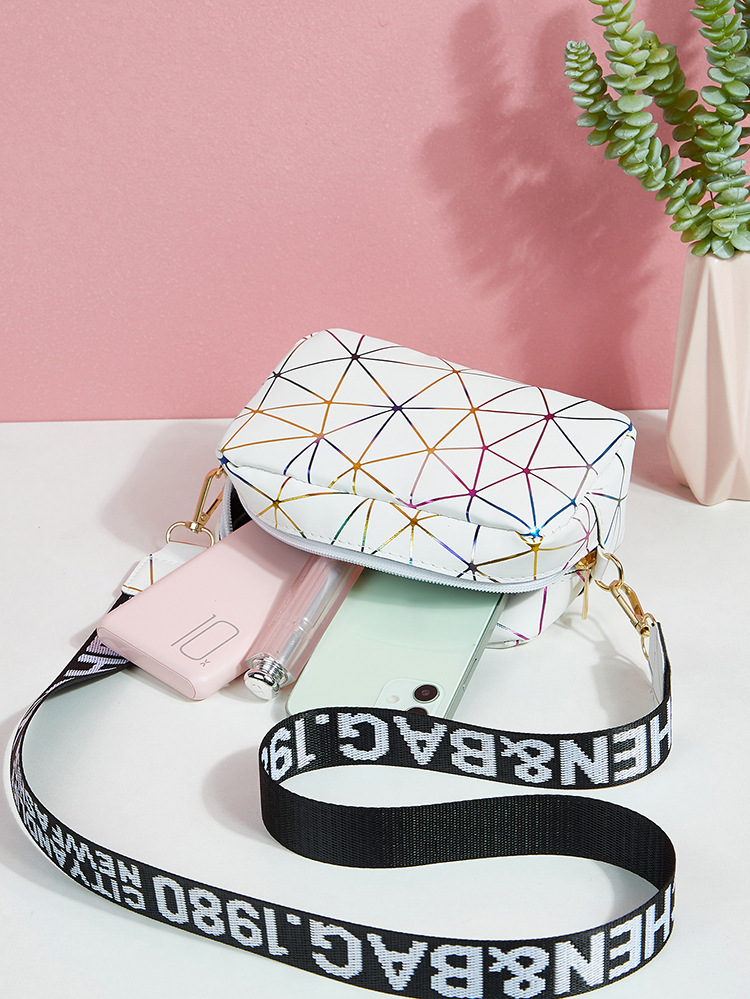 白色彩线 (2).jpg