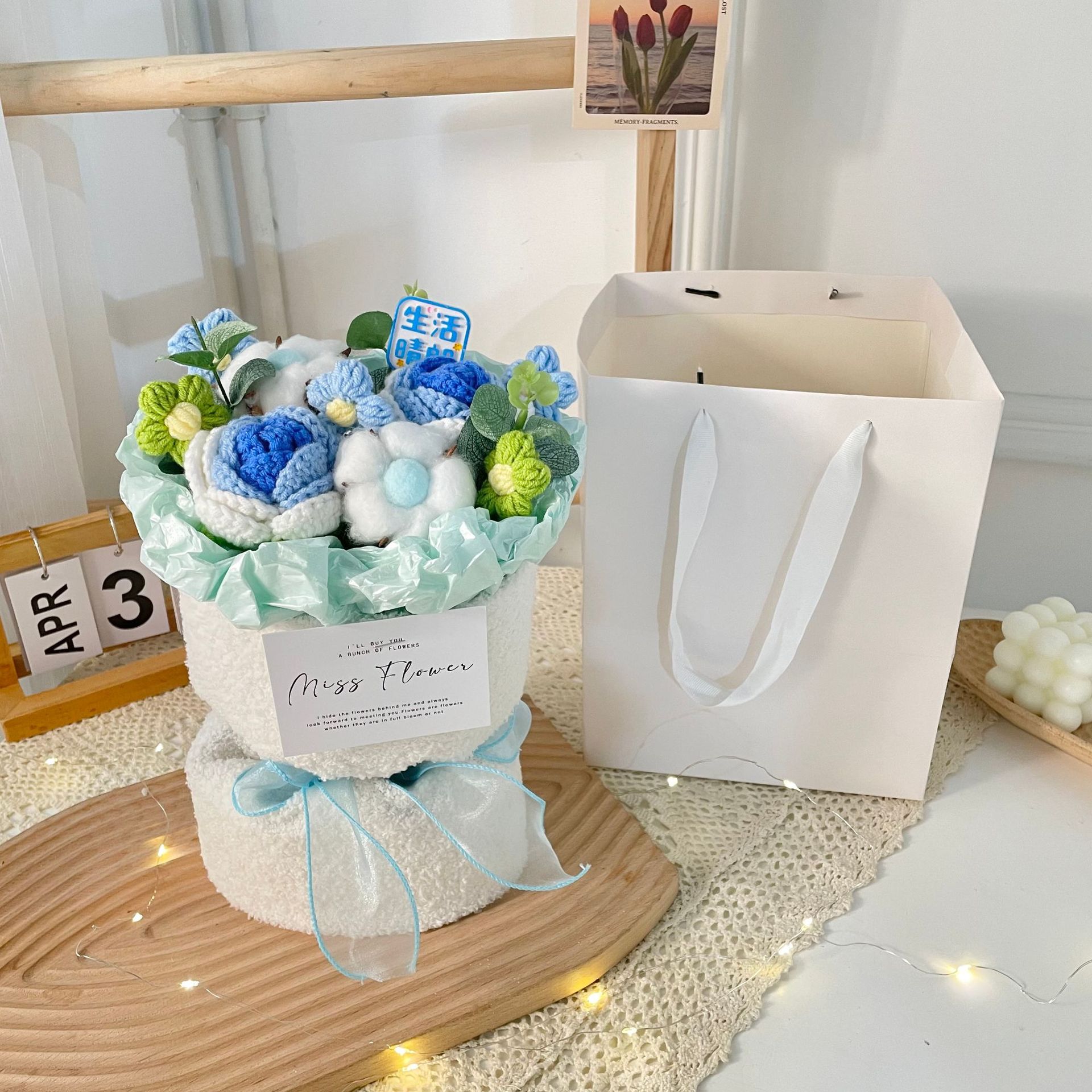 Regalo del Día de los niños Flor de punto ramo fresco para mamá muñeca del Día del Niño regalo de la actividad del supermercado