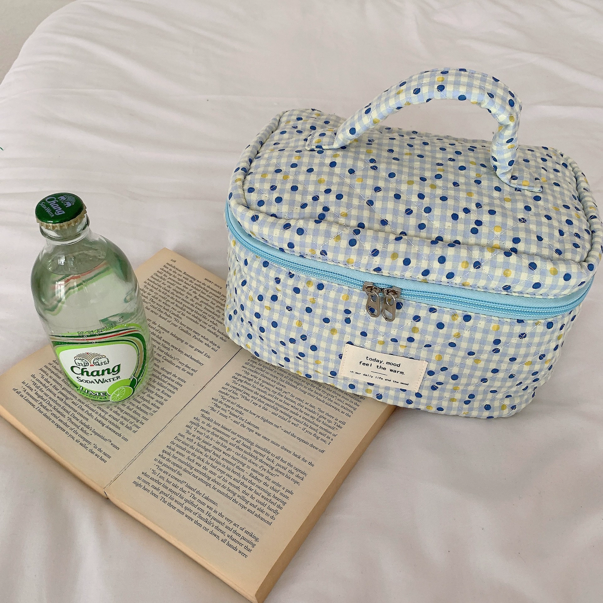 Fresh cute cosmetic bag, capacious organizer bag