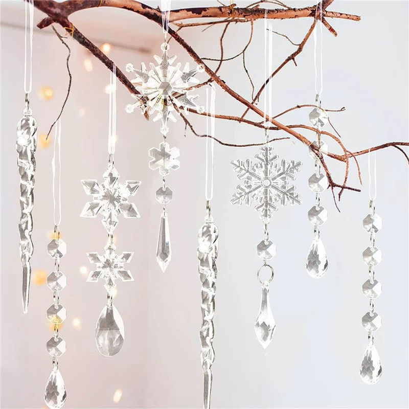 Christmas accessory, pendant for early age, three dimensional set, with snowflakes